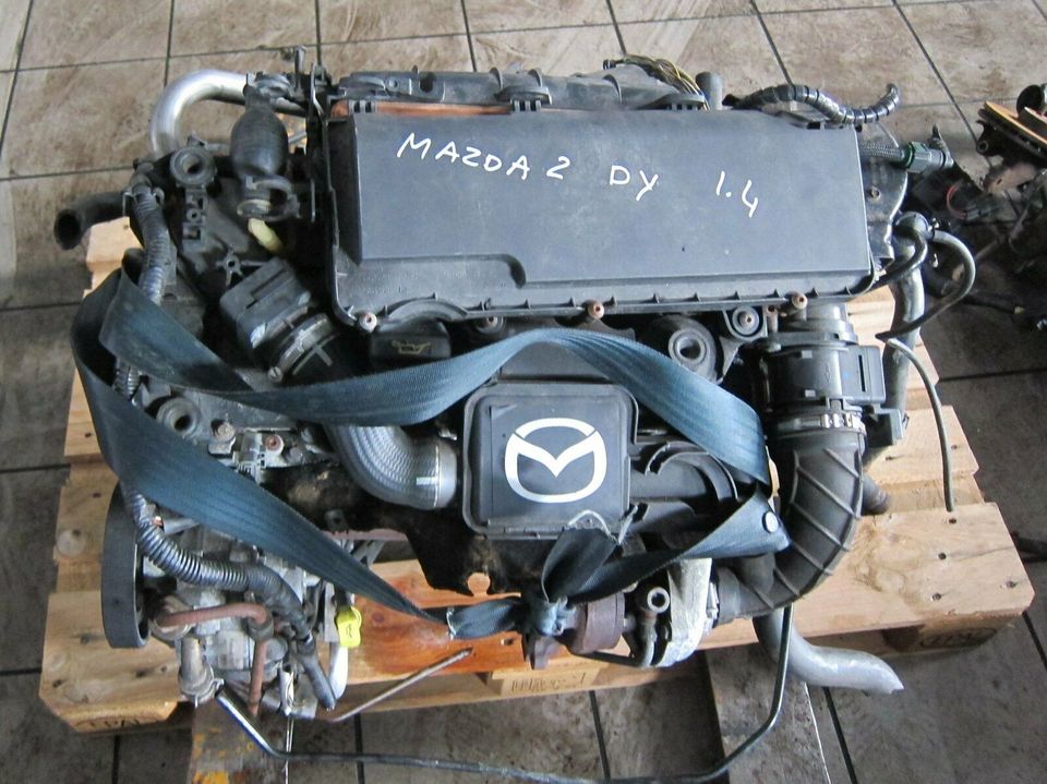 Mazda 2 (DY) 1.4 CD 2005 Motor Engine Diesel F6JA 68 PS 192315 km in Westerholt