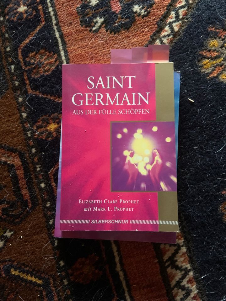 Saint Germain aus der Fülle schöpfen in Scheid