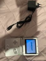 Gameboy Advance SP in Grau Hessen - Büttelborn Vorschau