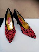 Andrea Pfister Couture Pumps Kitten Heels 37, 5 Wildleder Vintage Sachsen-Anhalt - Elsdorf Vorschau