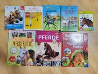 8 Bücher über Pferde+Spielzeug- Pferd 31 cm hoch. Alle zusammen, Nordrhein-Westfalen - Paderborn Vorschau