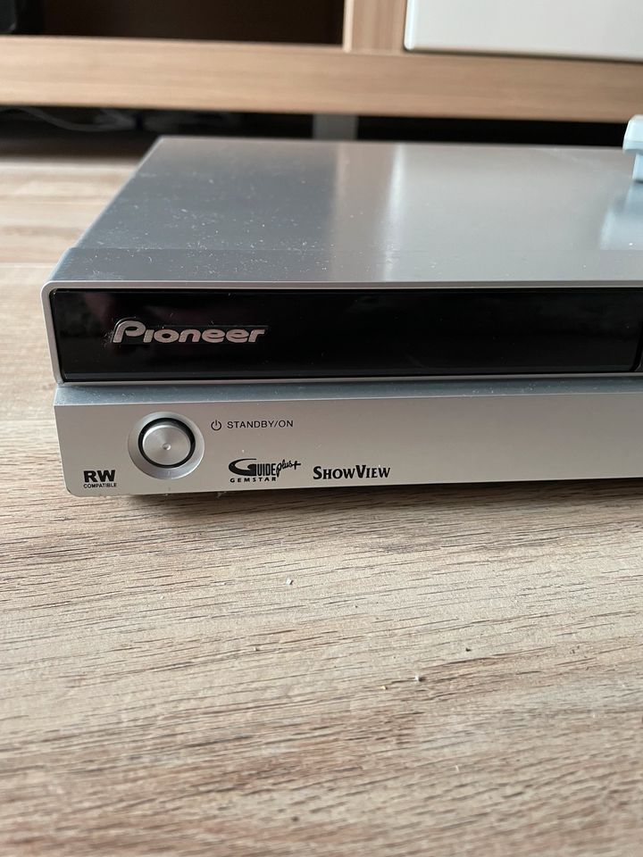 Pioneer DVD Player Recorder in Leimen