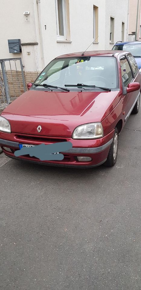 Renault Clio 1.4 in Geisenheim