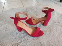 37 Sandalen rot Sandaletten blockabsatz high heels pumps Bayern - Rednitzhembach Vorschau