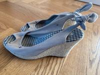 Tommy Hilfiger Sandalen Größe 40 beige Bayern - Neufahrn Vorschau