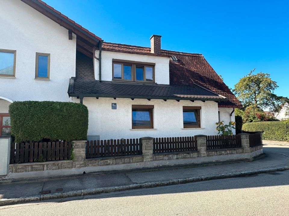 Bebautes Grundstück mit 706 m²/ Mehrfamilienhaus und abrissreifem Altbestand in München