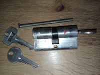 1 DOM Schließzylinder 25/25 mit 4 Schlüssel - gebraucht Hessen - Karben Vorschau