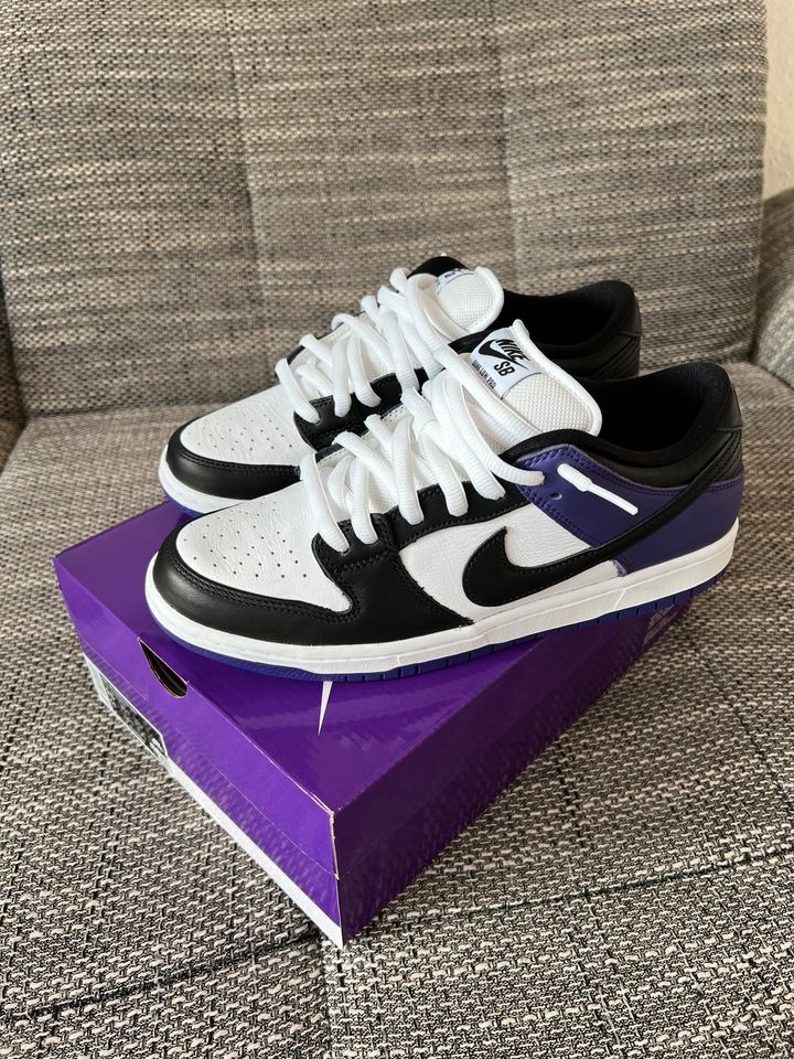 Nike SB Dunk Low Pro Court Purple Gr. 43 in Bad Arolsen