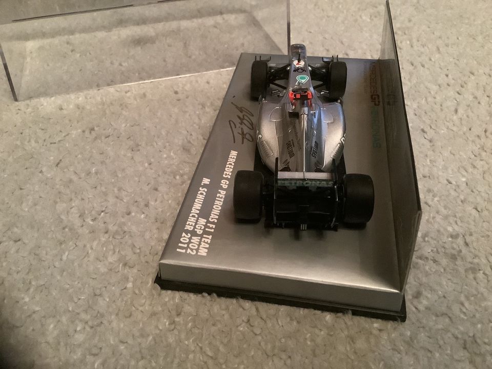 Michael Schumacher Collection Nr.44 Mercedes petronas w02 in Mittenwald