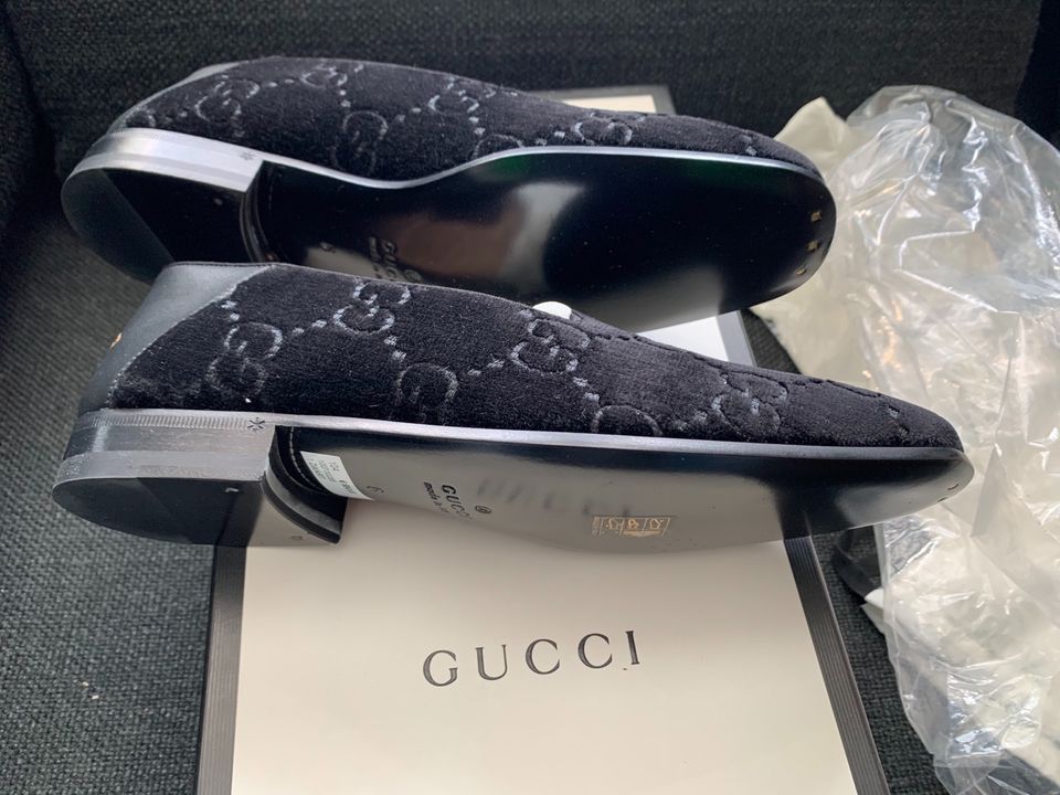 Gucci Velvet Slipper / Neu & ungetragen / Größe 40 in Villingen-Schwenningen