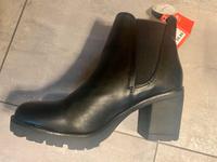 Stiefelette Boots neu Größe 38 Absatz modern Fußbett Bayern - Schwebheim Vorschau