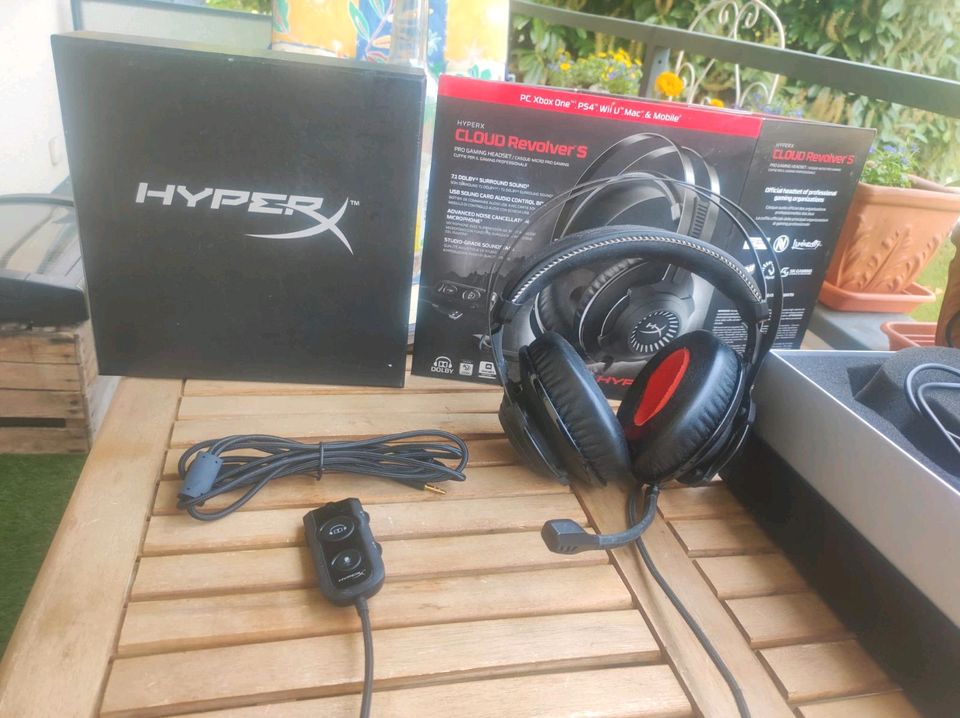 Pro Gaming Headset Hyperx Cloud Revolver's in München