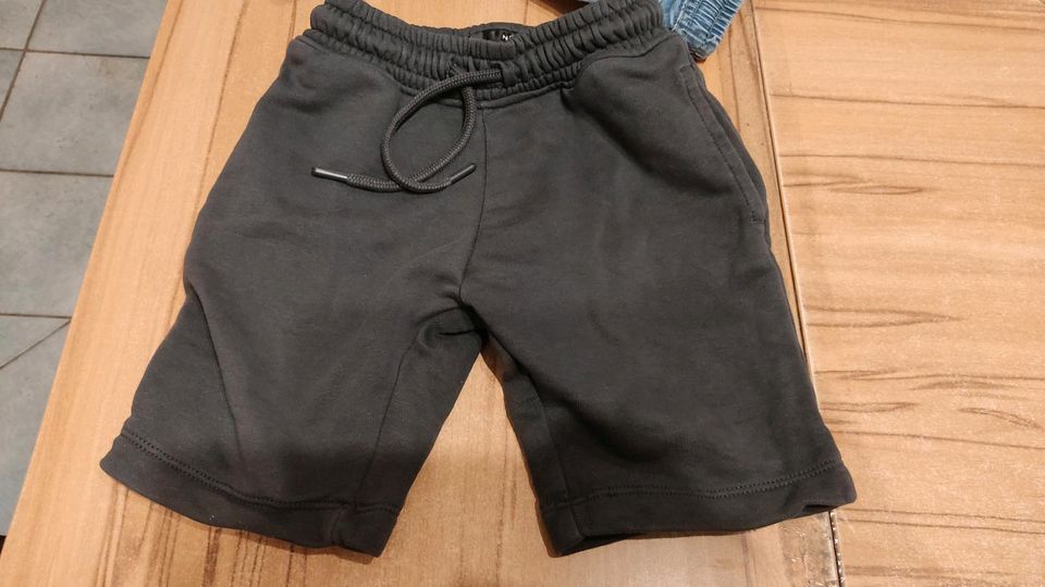 Jungensweatshorts in Laufen