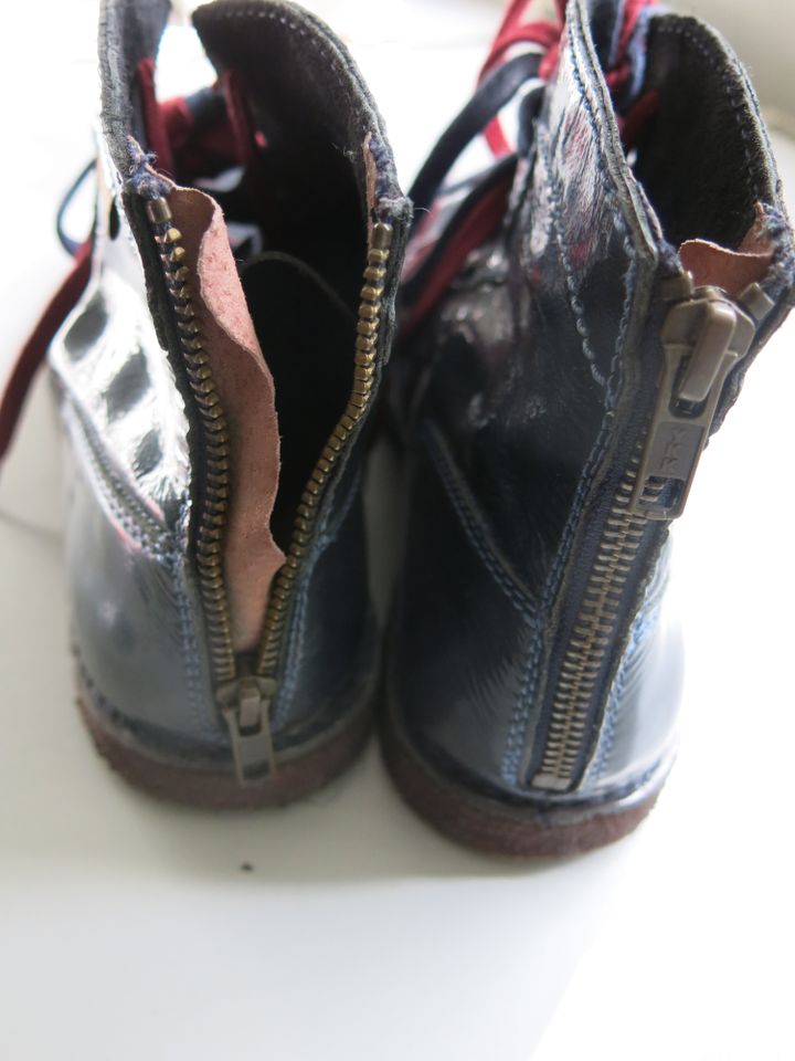 Kickers Schuhe, metallic glänzend, Größe 39 in Bremen
