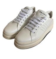 Prada Leder Sneaker Plateau Gr. 37 Nordrhein-Westfalen - Meerbusch Vorschau