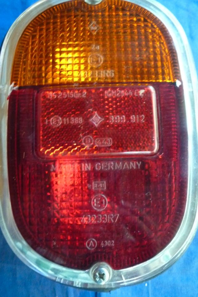 VW Oldtimer Heckleuchte 398.047 -Glas 399.912 Original Bus Transp in Meckesheim