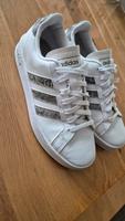 ADIDAS Grand Court Sneaker gr. 40⅔ Schlagenoptik Baden-Württemberg - Leingarten Vorschau