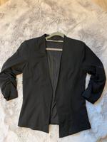Schwarzer Blazer mit Raffung an den Ärmeln, Größe 38, von VILA Niedersachsen - Nordhorn Vorschau
