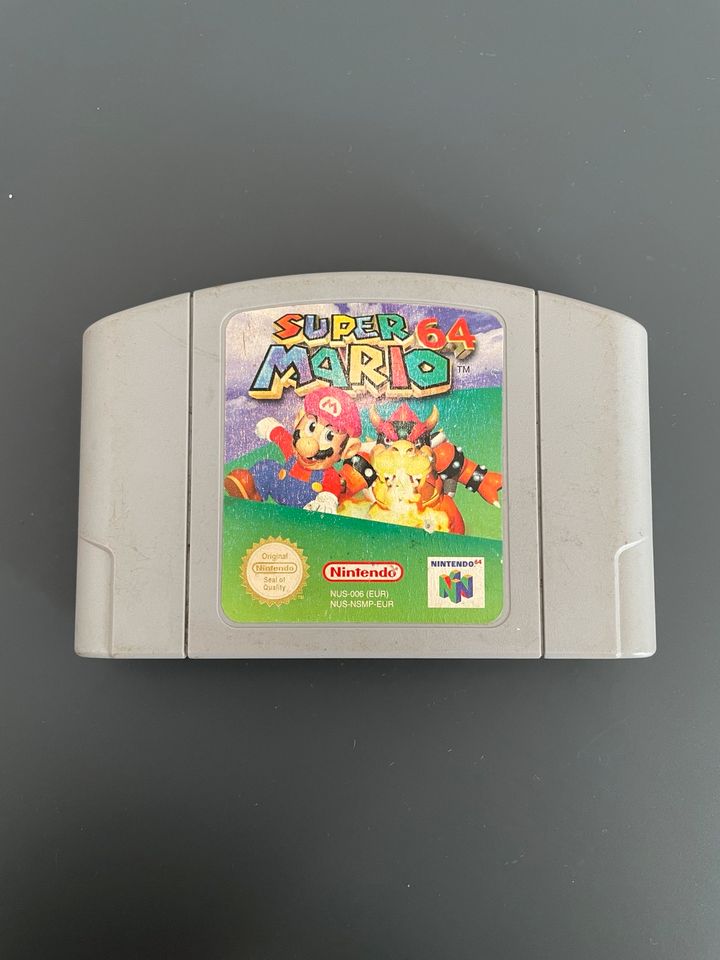 Nintendo 64 Spiel Super Mario 64 in Michelbach an der Bilz