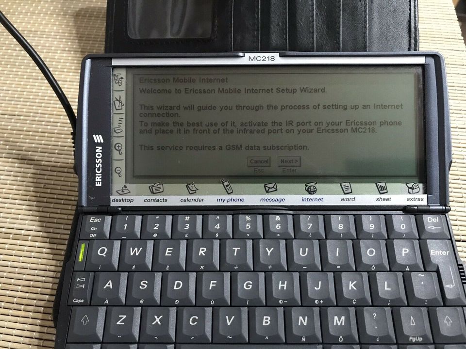 ** Ericsson Mobile Companion MC218 PDA QWERTY Communicator ** in Neuhausen ob Eck