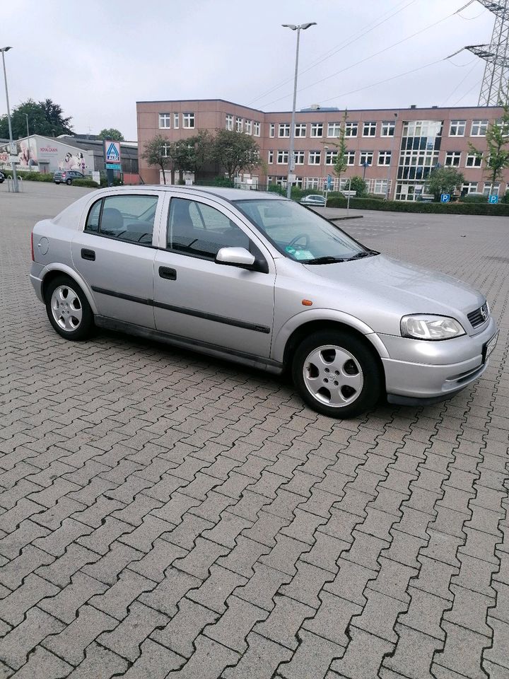 OPEL ASTRA G CC in Essen