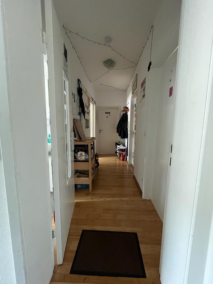 Zimmer für Azubis und Studenten in 3-er WG in Bremen