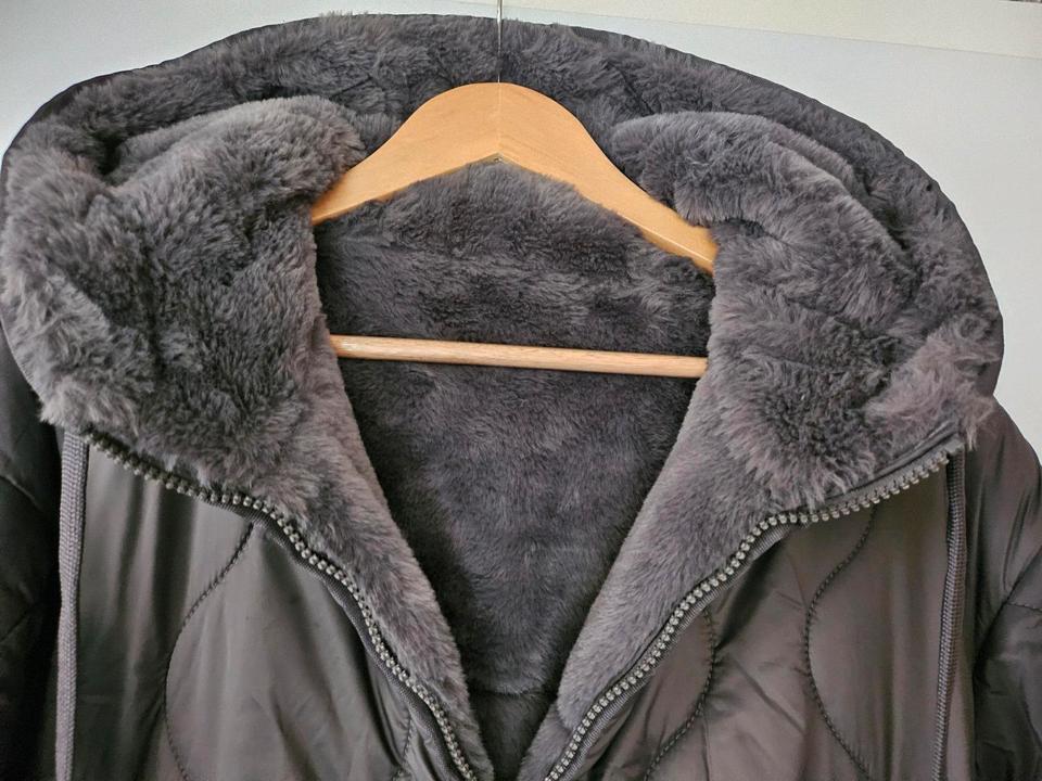 Damen Wendejacke Gr. 44/46 in Grau / Damen Teddyjacke Gr. XXL in Dassendorf