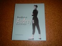 "Breakfast at Audrey's. Eine etwas andere Biografie" Pankow - Prenzlauer Berg Vorschau