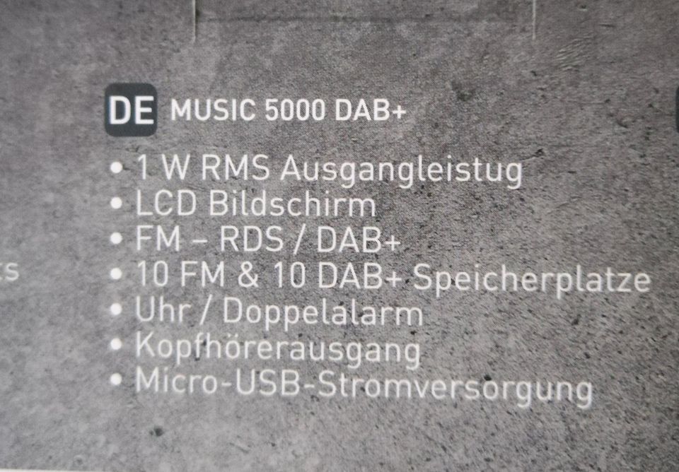 Portables DAB Radio/ Grundig schwarz/silber wie neu in Bad Honnef