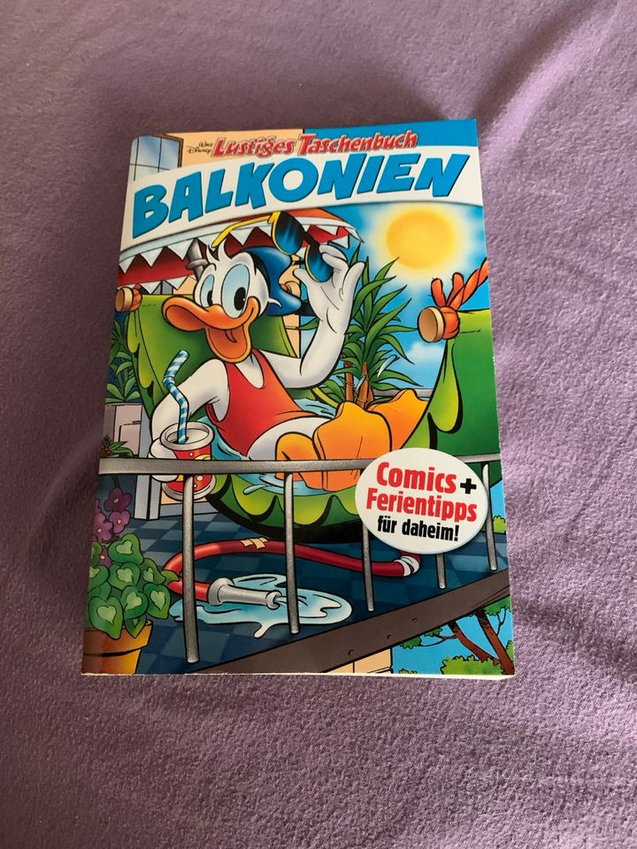 Walt Disney Lustige Taschenbücher Balkonien in Adendorf