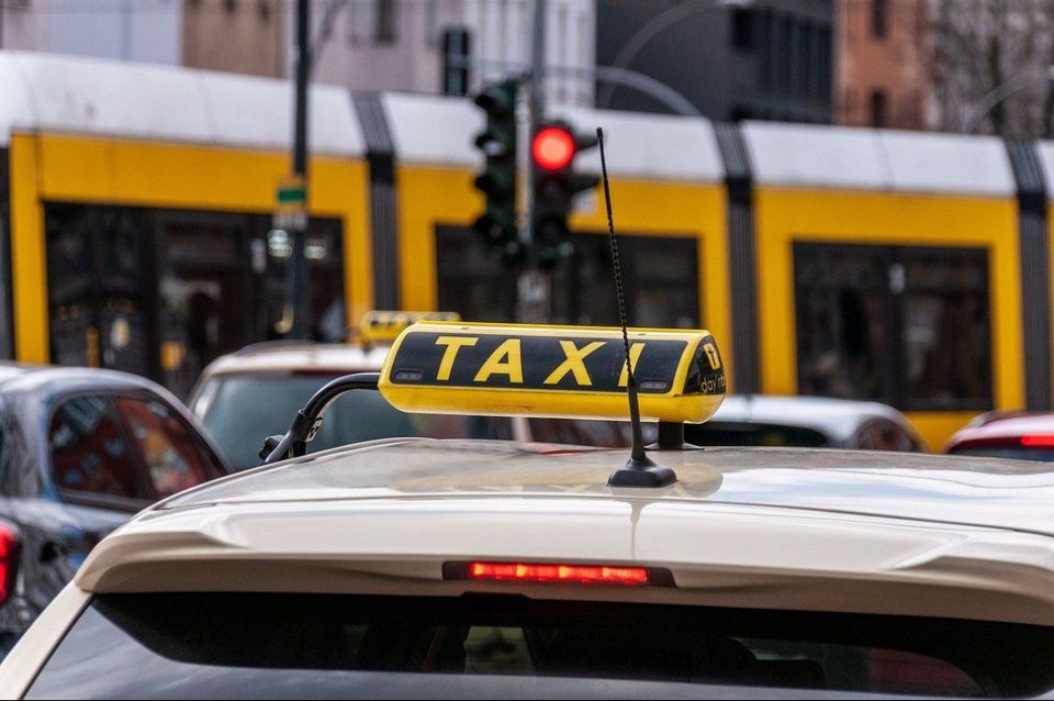 Ich suche eine Arbeit als Taxifahrer in Stuttgart