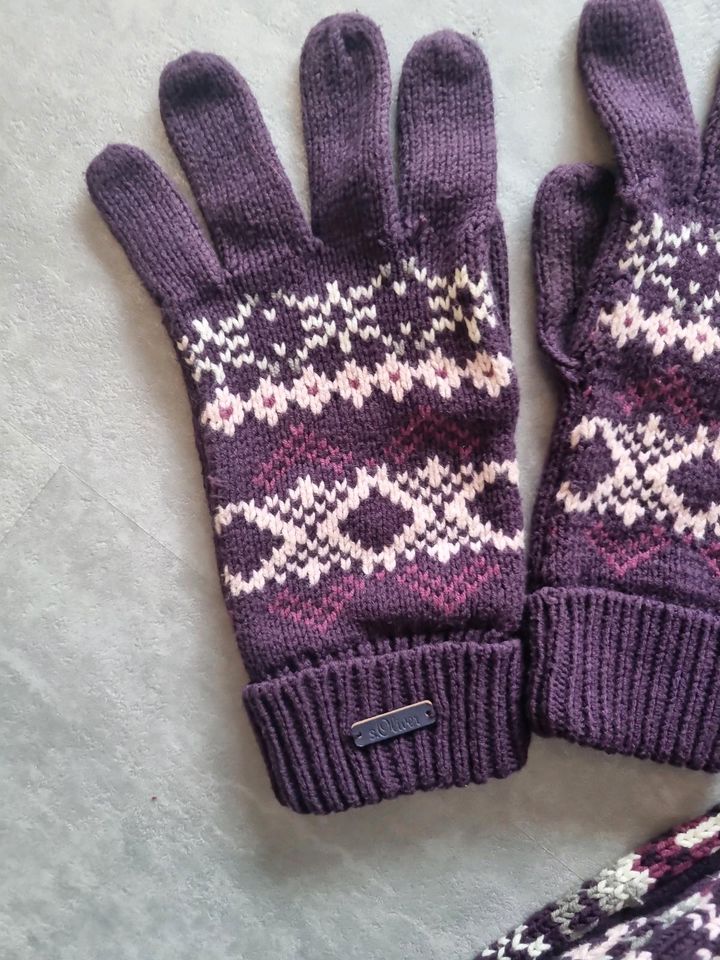 Schal und Handschuhe von s.Oliver zu verkaufen in Verl