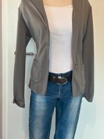 Süßes kurzes Shirt Größe 34/36 weiß Blumenthal - Farge Vorschau