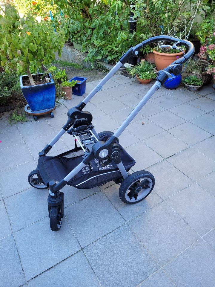 Kinderwagen Teutonia Be You Komplettset gebraucht inkl. Maxi Cosi in Neuss