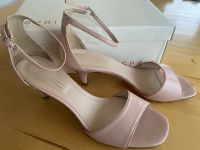 ESPRIT Pumps mit Absatz offen NEUwertig Gr. 41 Farbe Nude Rose Hessen - Gudensberg Vorschau