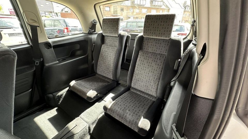 Opel Zafira A Comfort*Klima*Ahk*E-Fenster*7-Sitzer* in Mönchengladbach