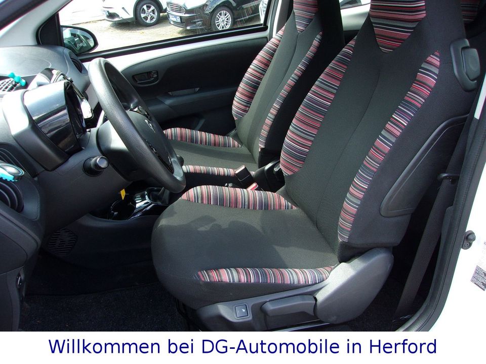 Citroën C1 Feel,Klima,DAB,Car-Play,Tel,Pdc,Allwetter in Herford