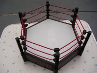 WWF Wrestling Ring und drei bewegliche Actionfiguren Bayern - Taufkirchen Vils Vorschau