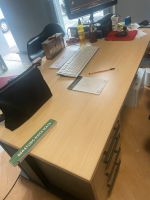 Bürotisch Schreibtisch mit Rollcontanier sehr guter Zustand Bochum - Bochum-Ost Vorschau