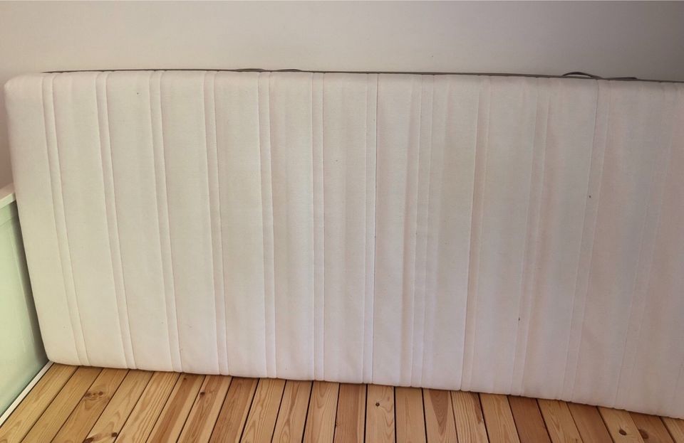 Hemnes Tagesbett Ikea ausziehbar Weiß top Zustand in Essen