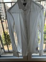 Jakes Herrenhemd Manchettenknopfhemd mit Knopfleiste 37/38 Slim Frankfurt am Main - Bockenheim Vorschau