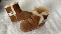 UGG Baby Boots Größe M (20,5) Nordrhein-Westfalen - Hilden Vorschau