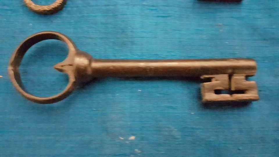 Antik Schlüssel Türschlüssel 8 Stück selten Ersatzschlüssel key in Nürnberg (Mittelfr)