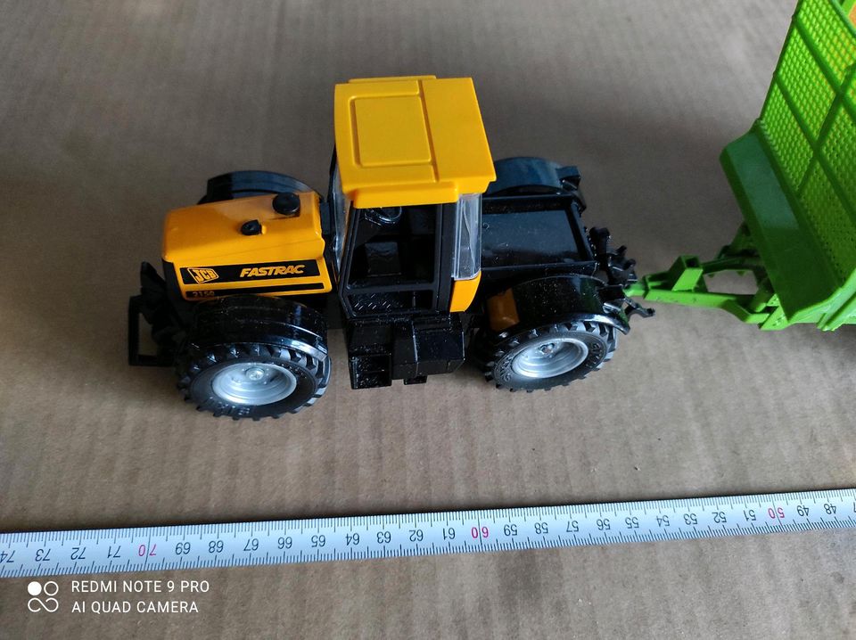 Siku Farmer 1:32 Set 11 Mais Häcksler John Deere 7500 Joskin JCB in Bielefeld