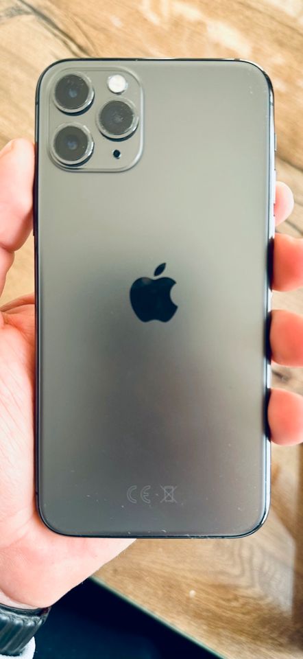iPhone 11 Pro 256GB Space grey OVP in Hannover