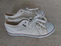 FILA Turnschuhe Größe 40 Wandsbek - Gartenstadt Vorschau