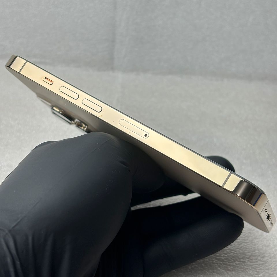 Apple iPhone 13 Pro - 256GB - Gold (Ohne Simlock) in Ettlingen