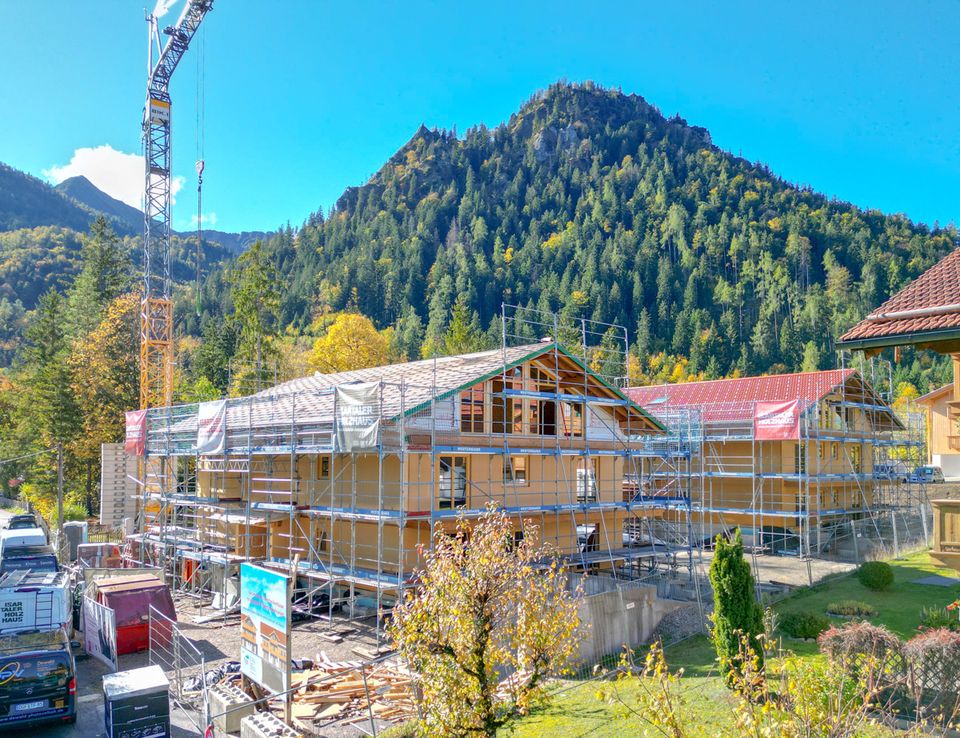 Schicke Landhaus-Garten-Wohnung in Schliersee-Neuhaus mit Westterrasse / Bezugsfertig in 2024 in Schliersee