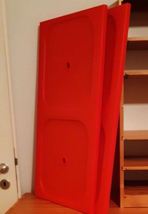 IKEA Trofast alte Serie Holz Restbestände 2 Türen rot in Unterschleißheim