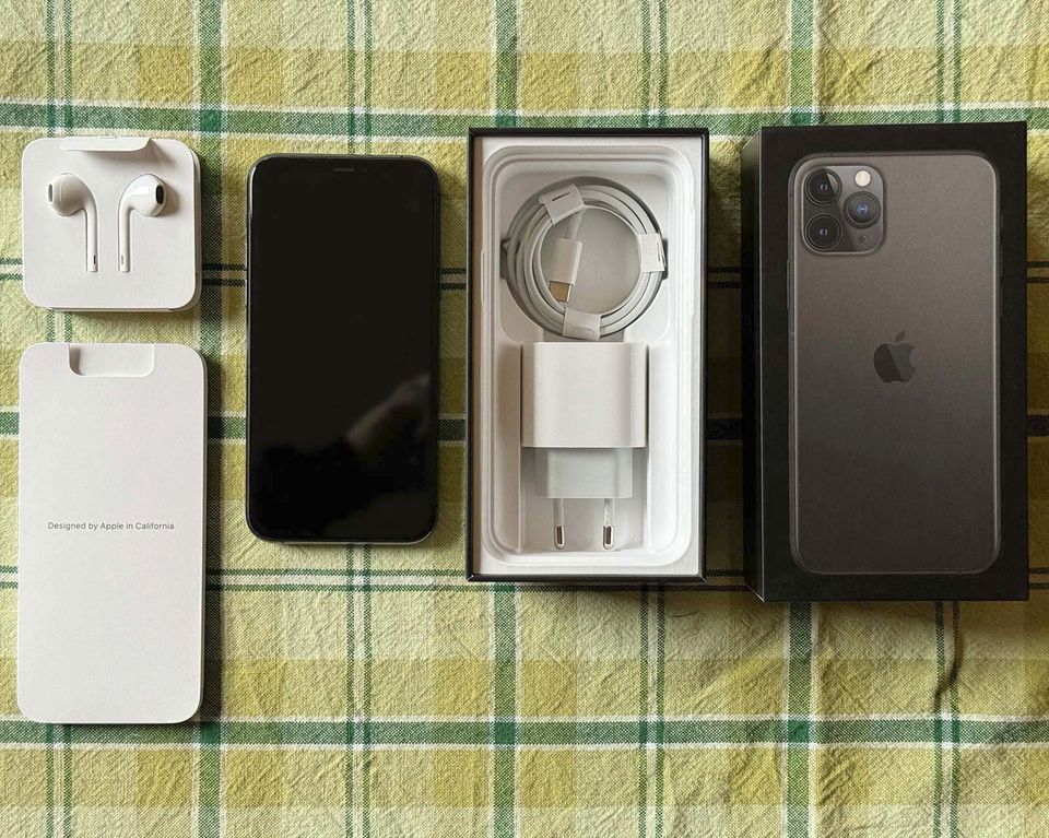 Apple iPhone 11 Pro, 512GB, spacegrau, OVP in Köln